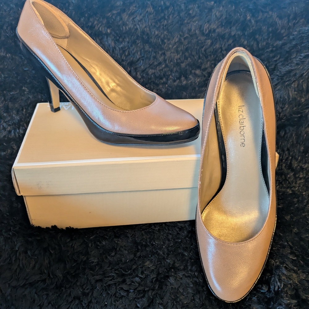 Liz Claiborne Women's Beige Heels